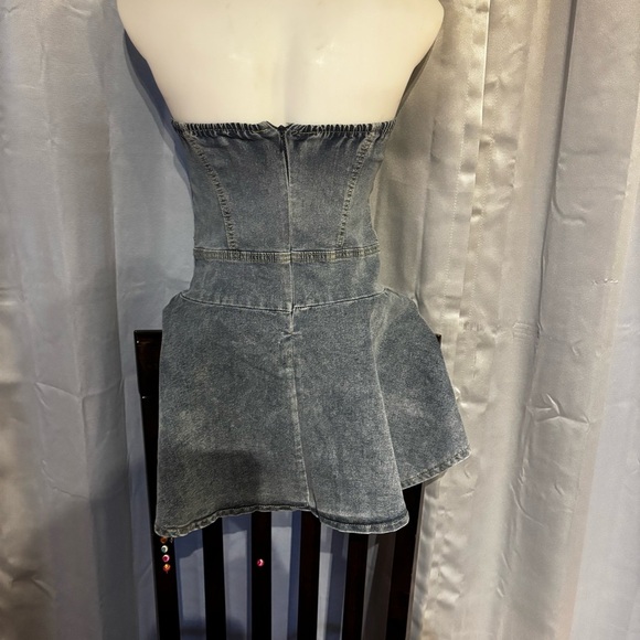 Stylish Strapless Denim Dress - Picture 10 of 14